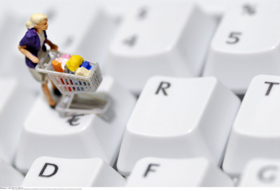 Group: Haladó kiskereskedelmi viszonteladói webshop (partner bolt)